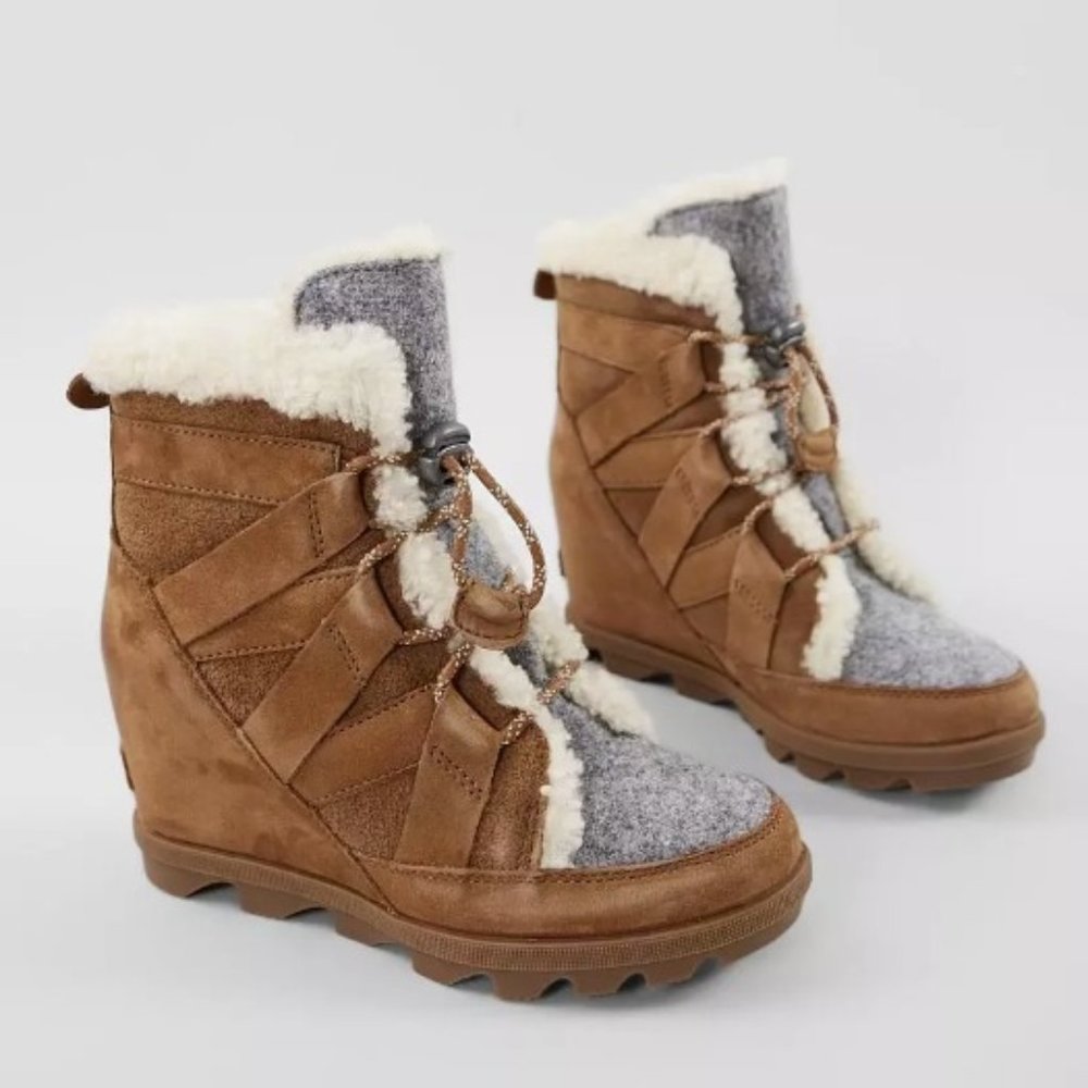 Joan of Arctic Wedge II Leather Wedge Boot Camel Brown Waterproof